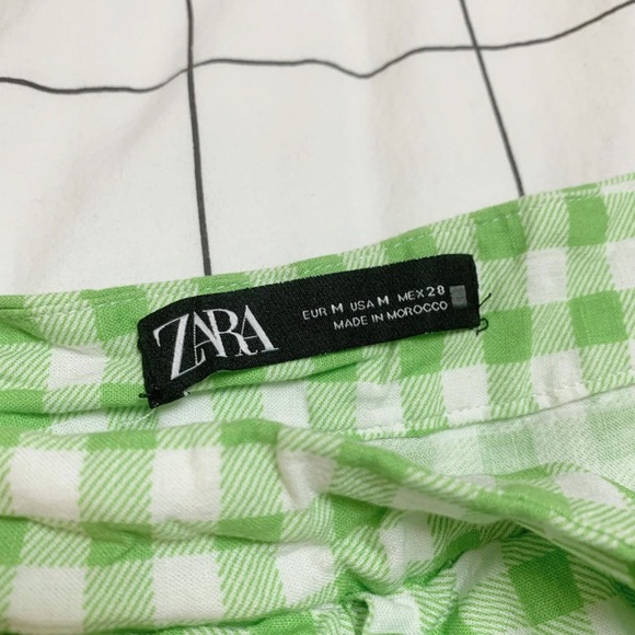Zara Green Picnic Pleated Skort 🍏 - Picture 4 of 5